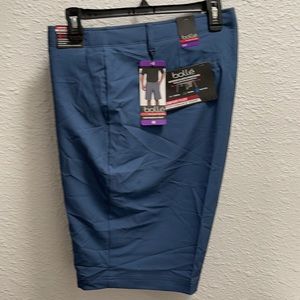 Men’s Bolle comfort flex blue shorts. Size 40